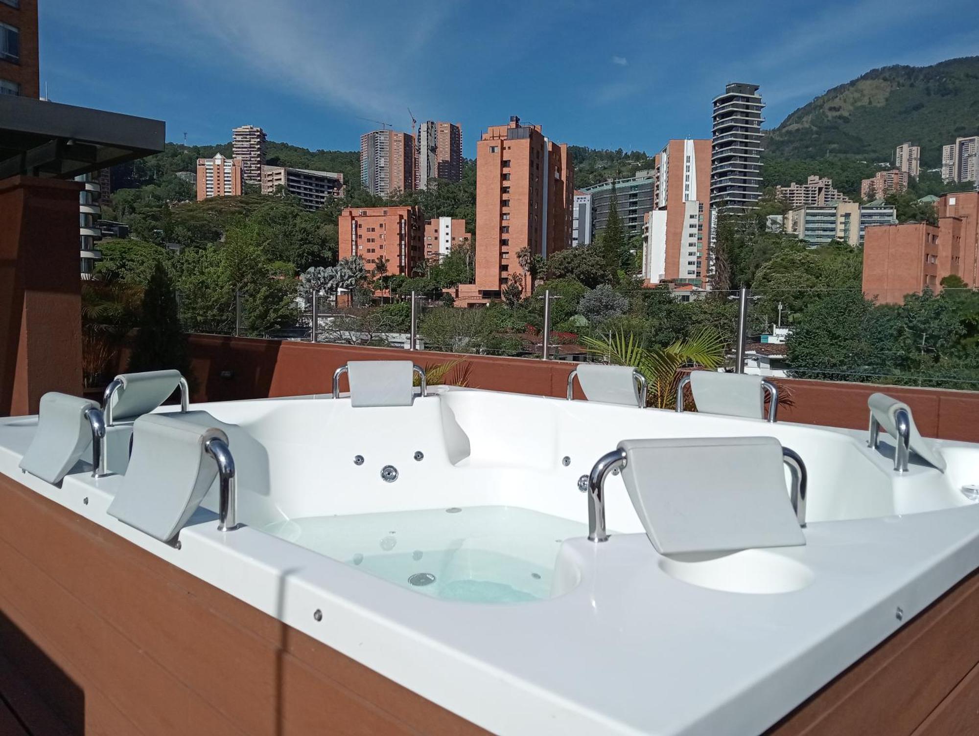 Hotel Lomas 10 Medellin By Dico 外观 照片